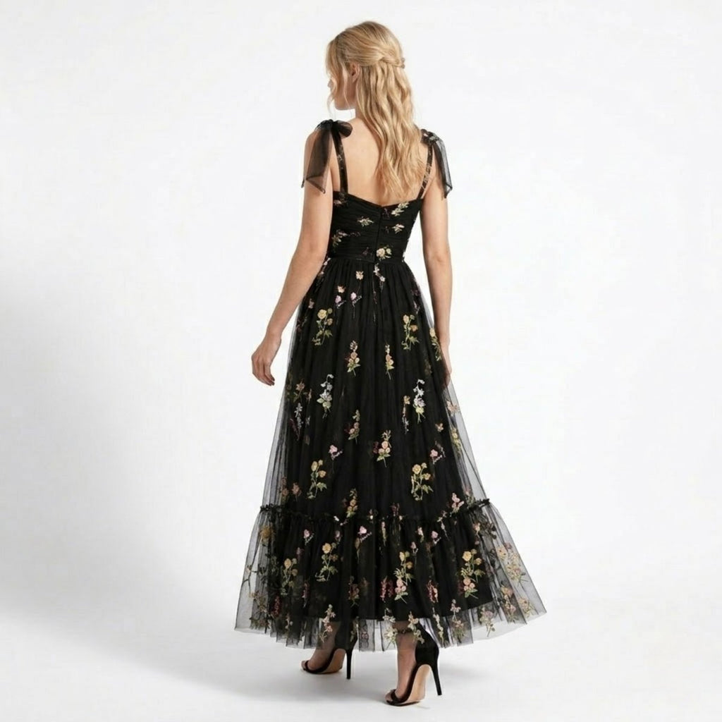 Amarante Embroidered Tulle Gown – Floral A-Line Fairytale Evening Dress