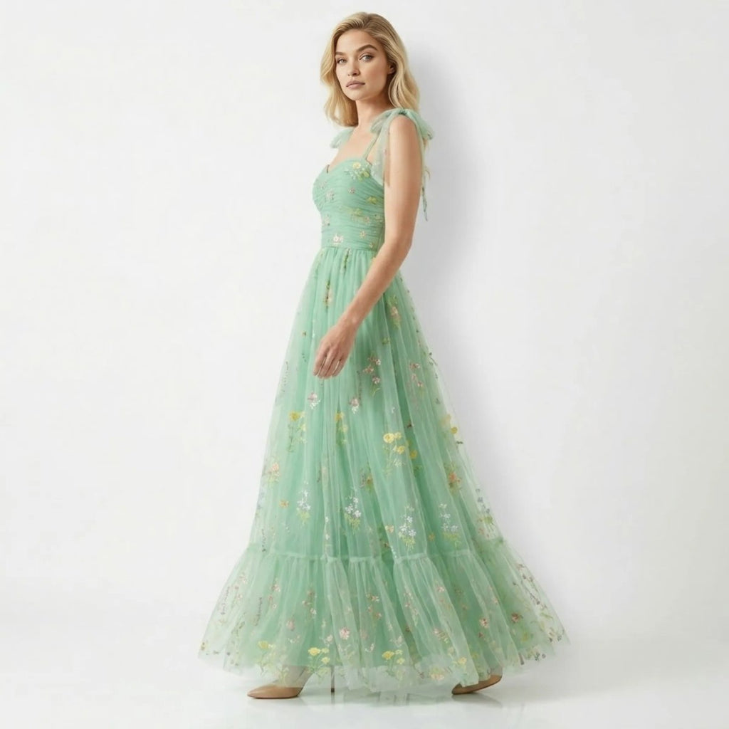 Amarante Embroidered Tulle Gown – Floral A-Line Fairytale Evening Dress