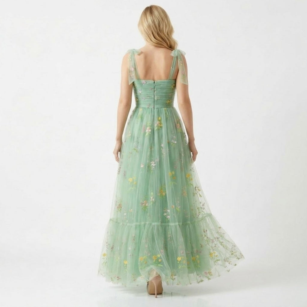 Amarante Embroidered Tulle Gown – Floral A-Line Fairytale Evening Dress
