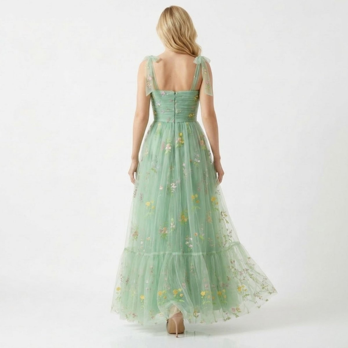 Amarante Embroidered Tulle Gown – Floral A-Line Fairytale Evening Dress