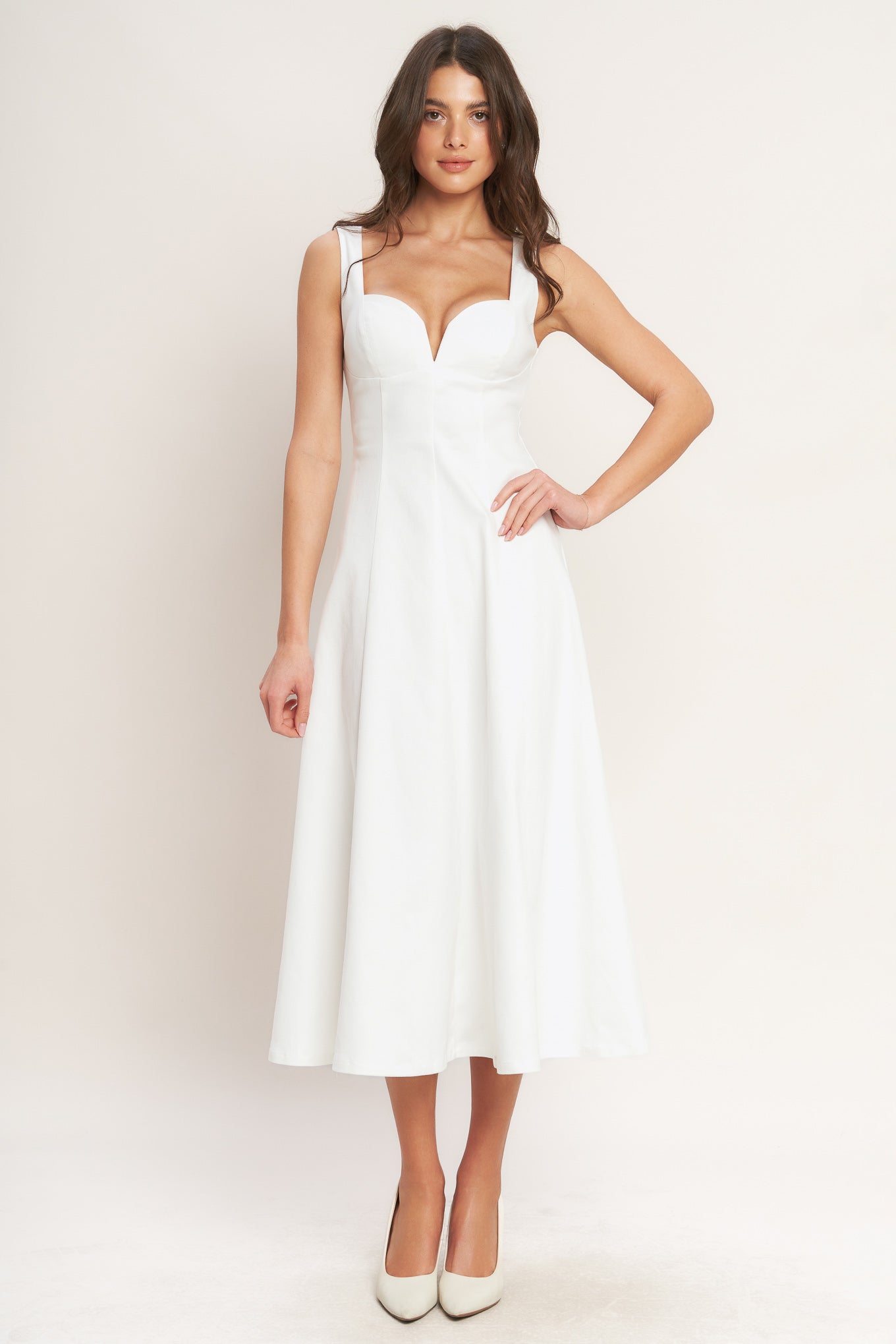 Solid Sweetheart Neck Circle Skirt Woven Midi Dress