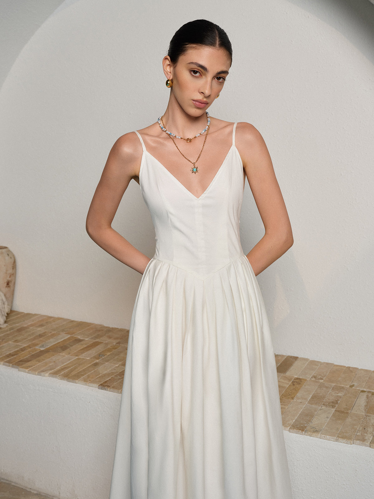 Women’s Backless Pleated Maxi Dress — V-Neck Sleeveless Elegant Party Wedding Vacation Long Dress