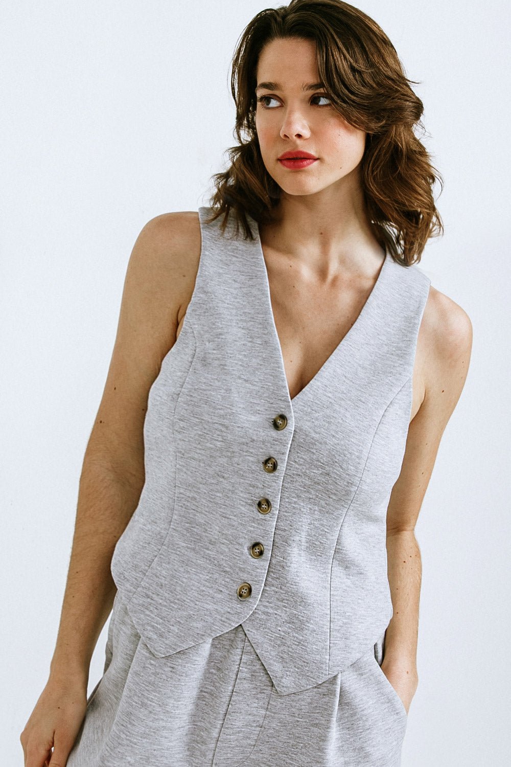 Women’s Elegant Vest Top — Tailored Fit Sleeveless Blazer Style Waistcoat Formal Casual Layering Piece