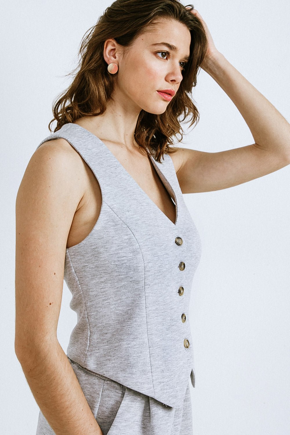 Women’s Elegant Vest Top — Tailored Fit Sleeveless Blazer Style Waistcoat Formal Casual Layering Piece