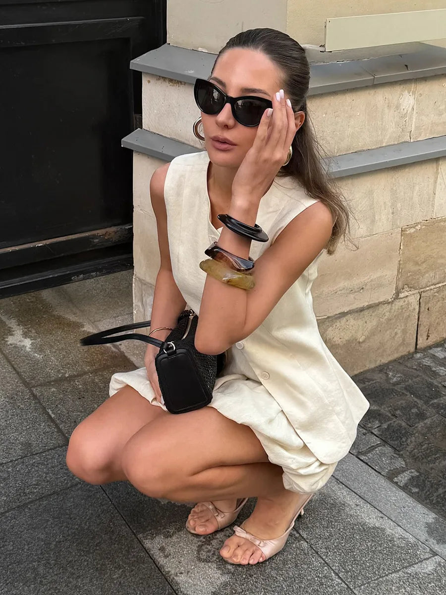 White Linen Sleeveless Button Vest & Bubble Hem Mini Skirt Set Women's Two-Piece Coordinated Outfit