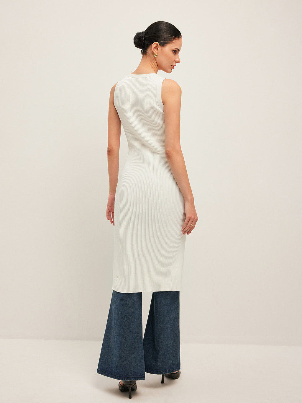 Women’s V-Neck Knit Midi Dress — Sleeveless Slim Fit Plain Elegant Casual Leisure Dress
