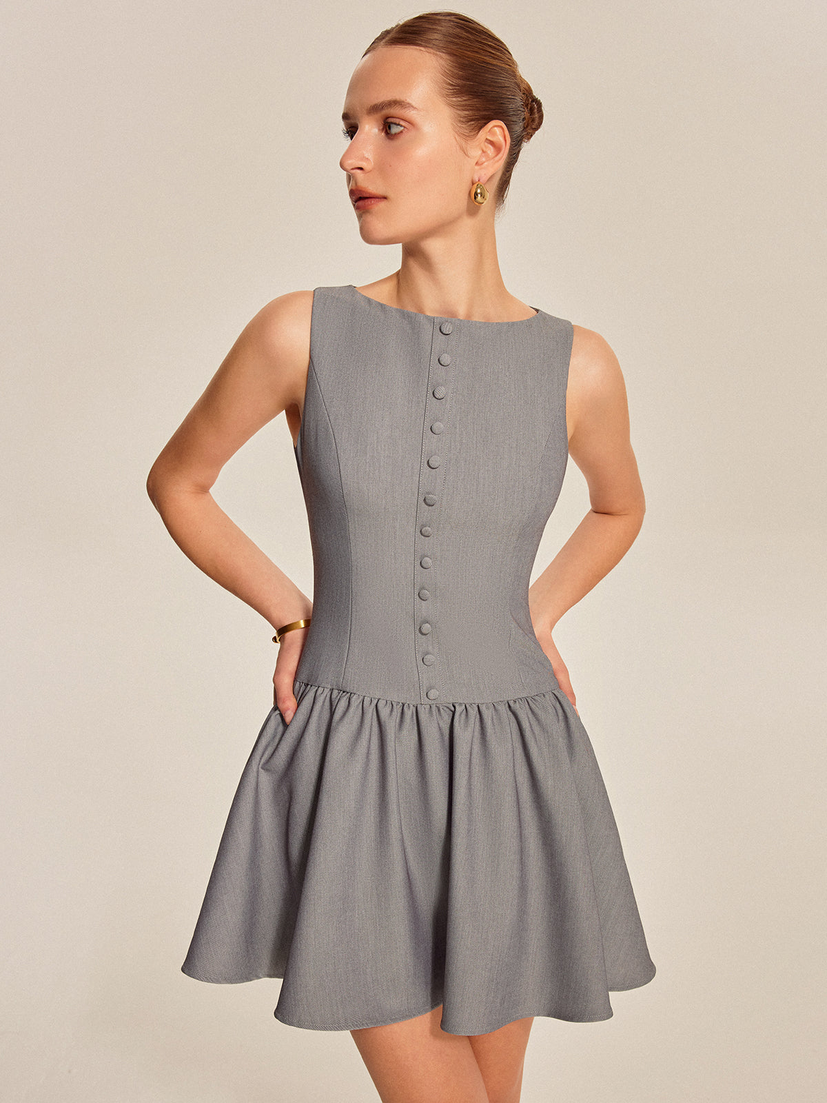 Women’s Sleeveless Crew Neck Mini Dress — Plain Elegant Short Dress for Work, Party & Casual Wear with Invisible Zipper