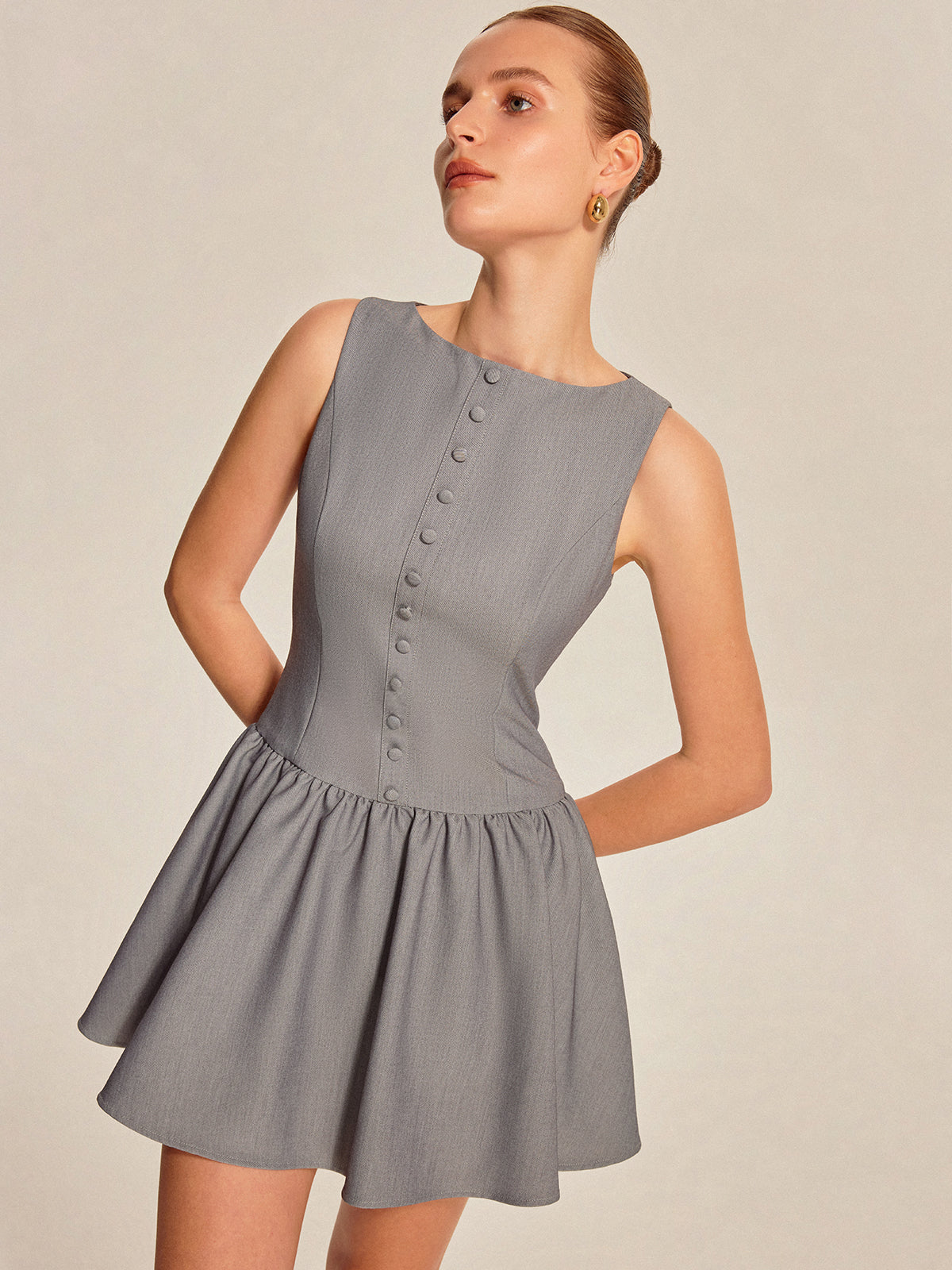 Women’s Sleeveless Crew Neck Mini Dress — Plain Elegant Short Dress for Work, Party & Casual Wear with Invisible Zipper