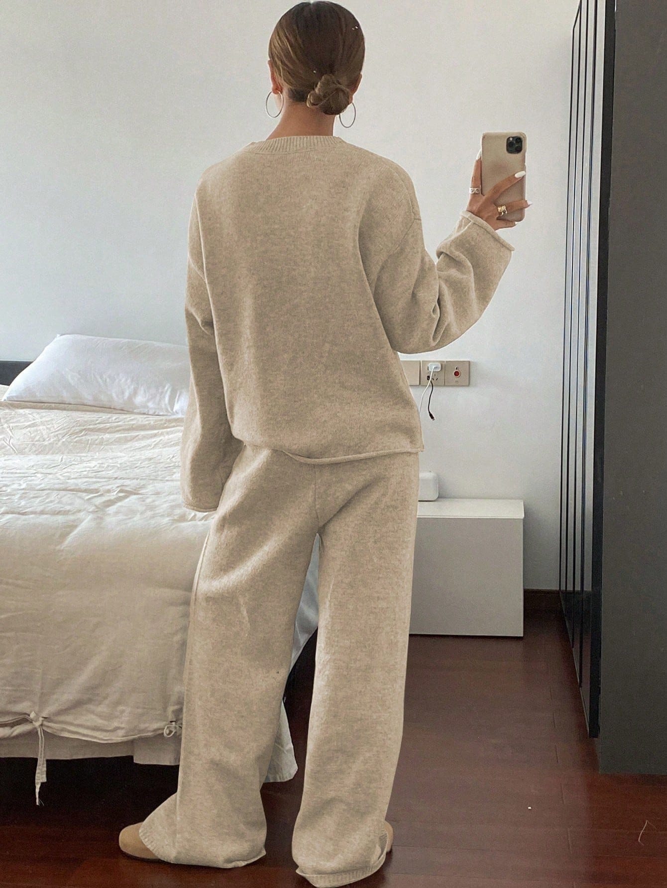 Women’s Luxe Contrast Trim Knit Two-Piece Set – Oversized Sweater & Wide Leg Pants Elegant Lounge Set