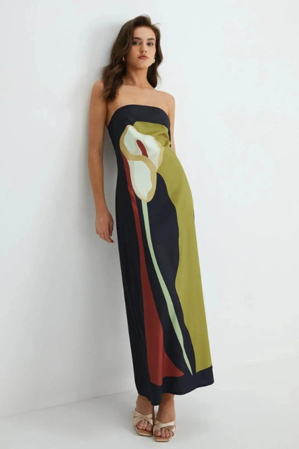 Kouvr Elizabeth Strapless Maxi Dress – Abstract Calla Lily Satin-Crepe Gown