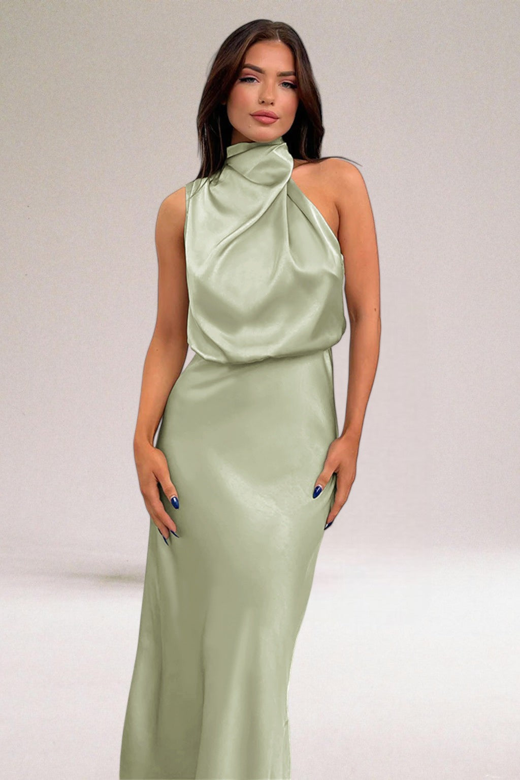 Women’s Halter Neck Evening Dress – Elegant Maxi Formal Gown with Luminous Fabric