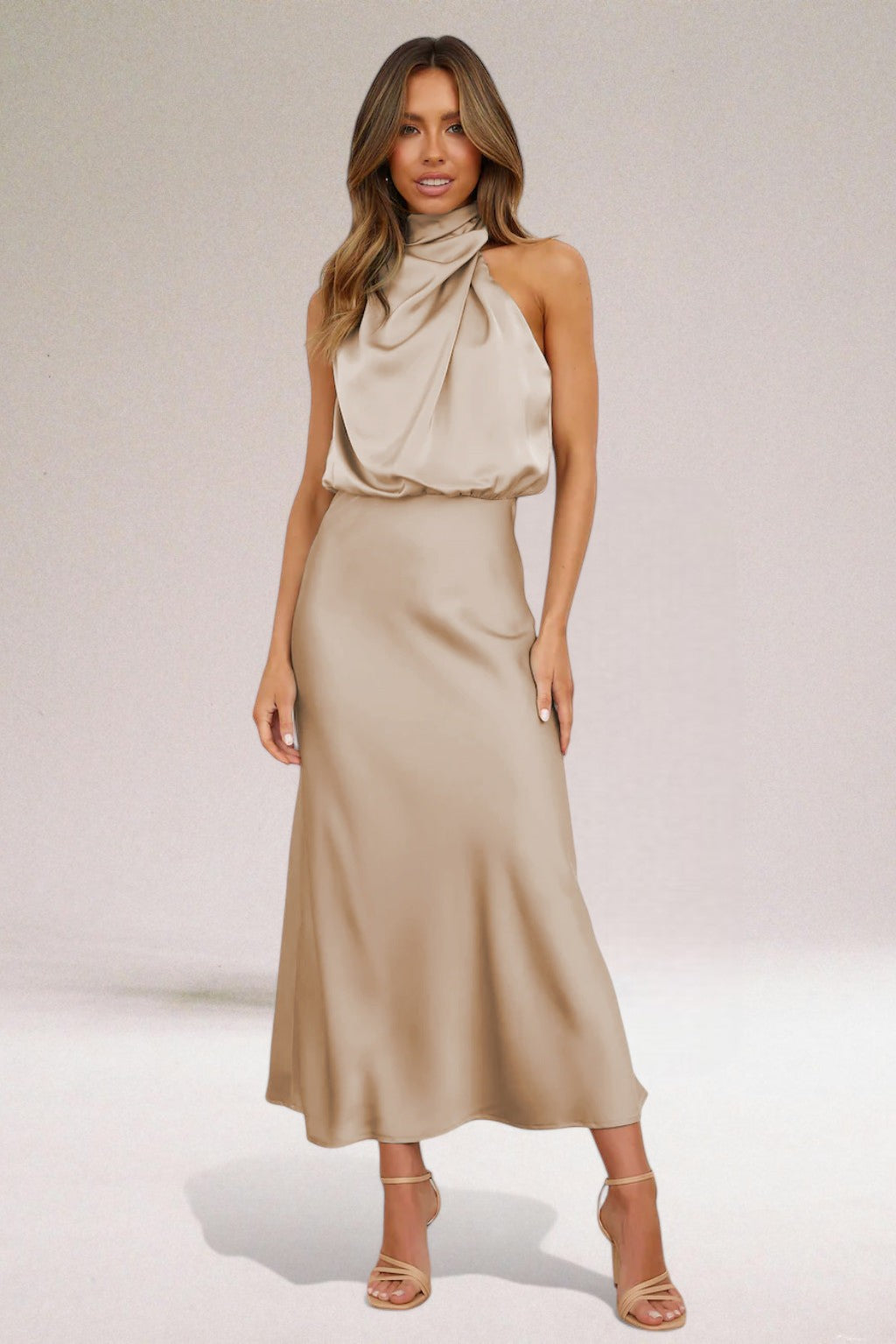 Women’s Halter Neck Evening Dress – Elegant Maxi Formal Gown with Luminous Fabric