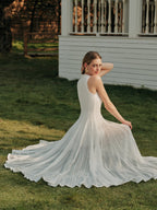 Women’s Lace Crew Neck Maxi Dress — Sleeveless Elegant Long Dress with Invisible Zipper for Wedding & Vacation