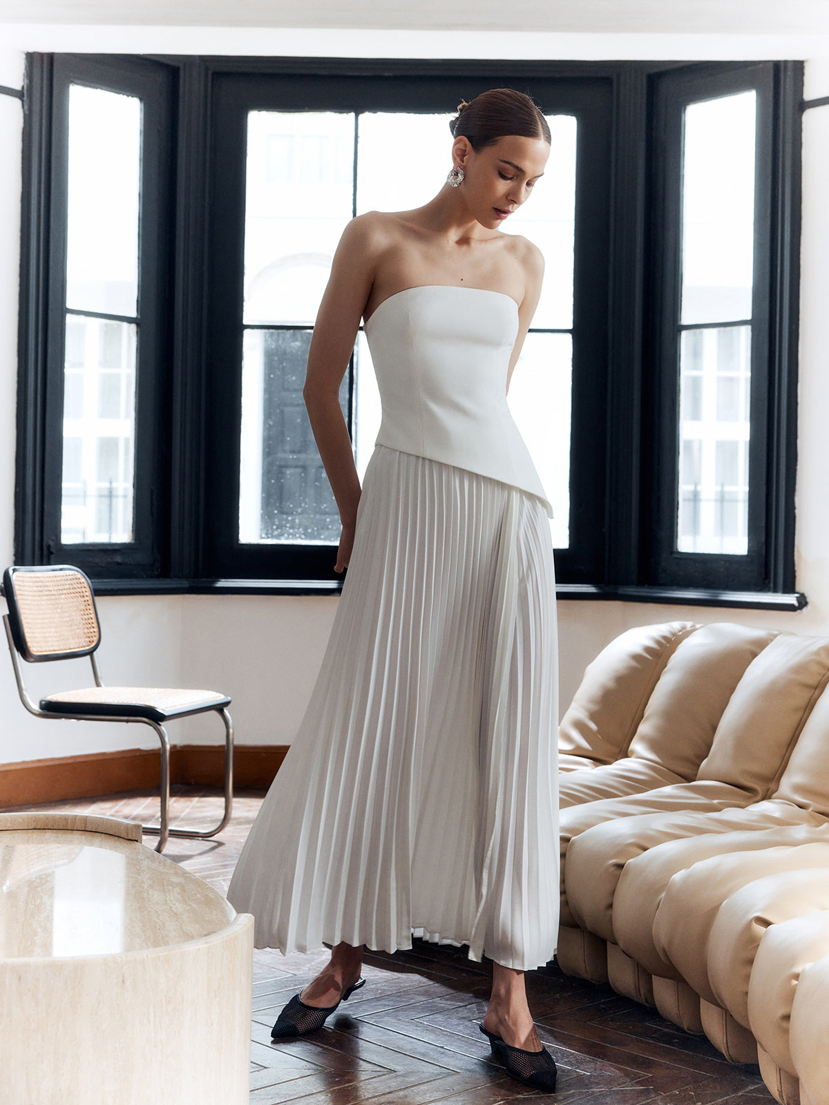 Women’s Elegant Pleated Split Maxi Dress – Sleeveless Slim Fit Collarless Occasion Dress