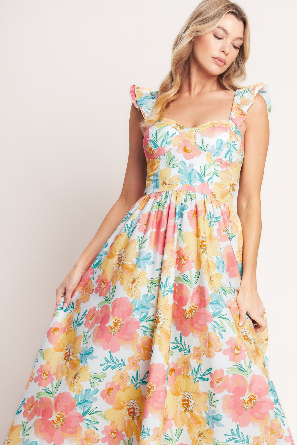 Women's Dress with Sweetheart Neckline