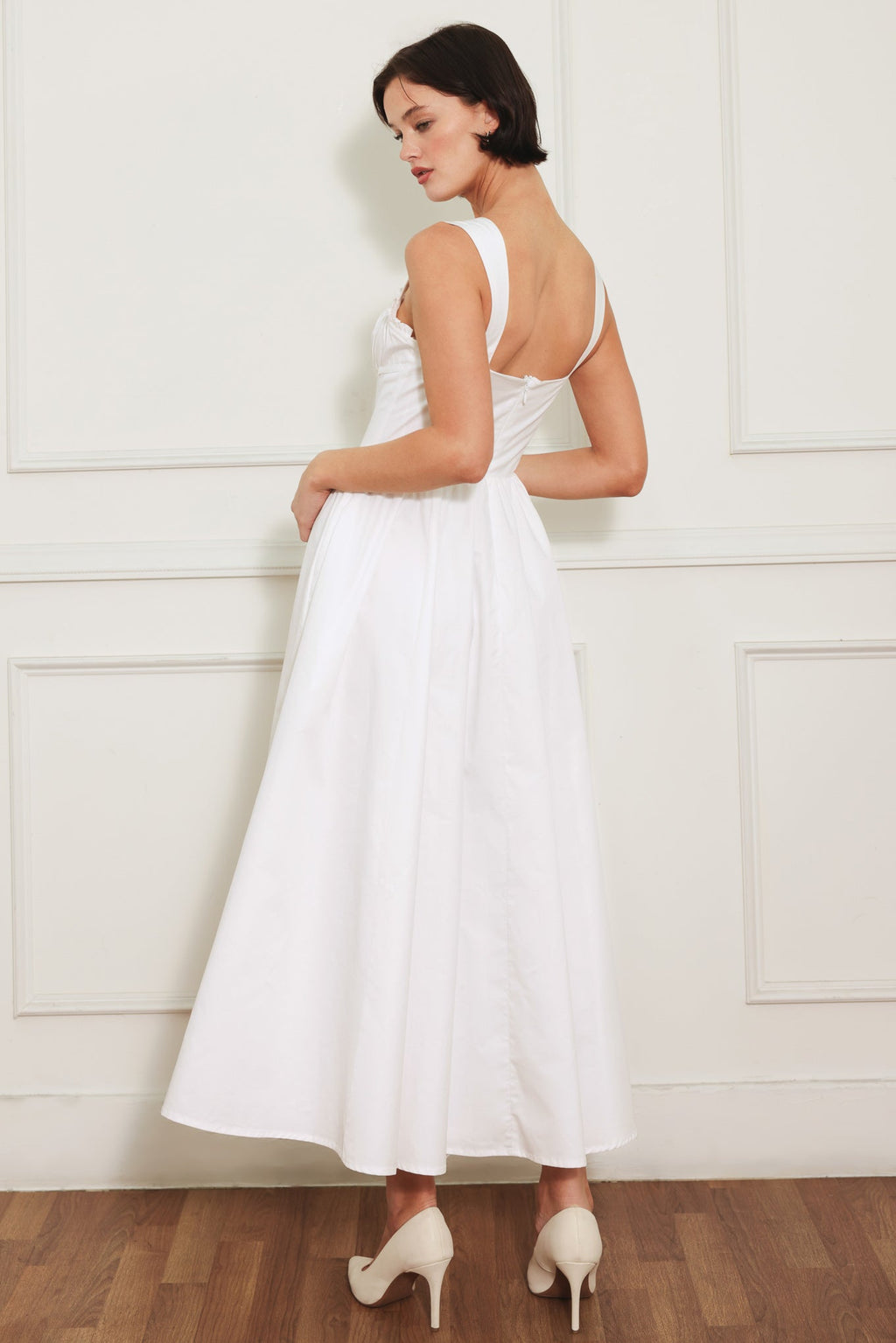 Elegant White Midi Dress with Corset Waist