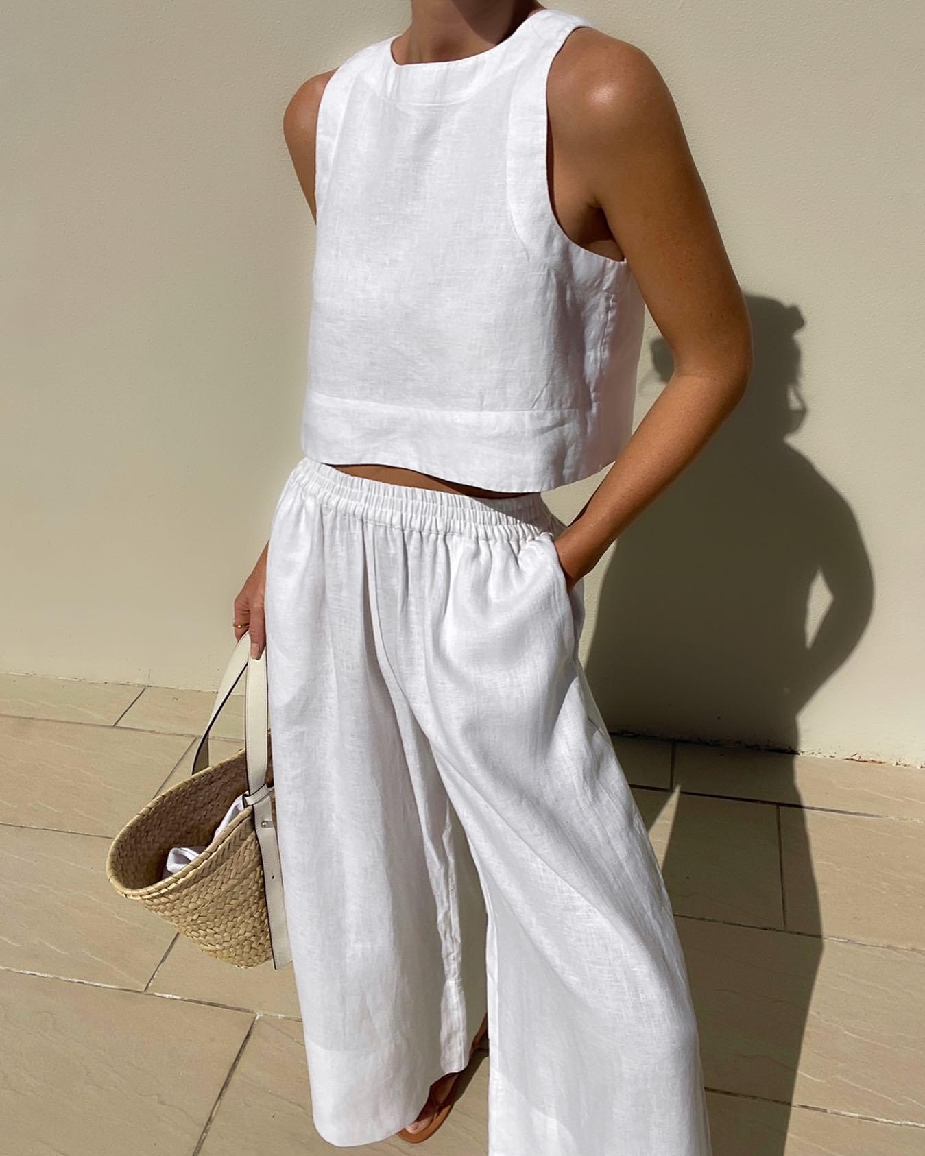 Women’s Sleeveless Two-Piece Set – Chic Solid Color Casual Cotton Outfit for Everyday & Summer Wear