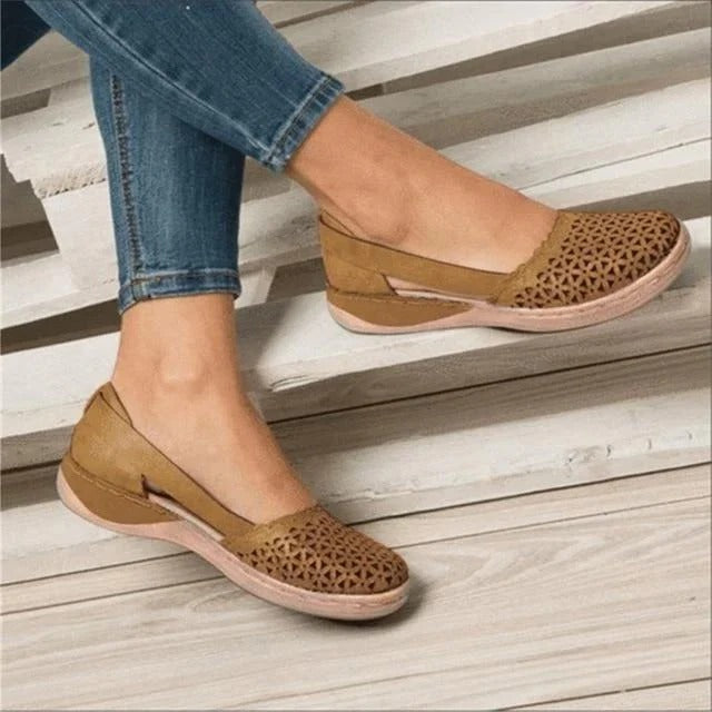 Women's Breathable Slip On Flats with Wide Toe Design